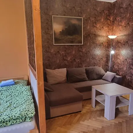 8 * Jaroměř