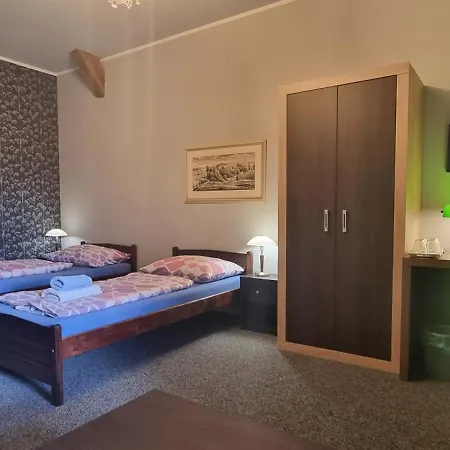 8 Jaroměř