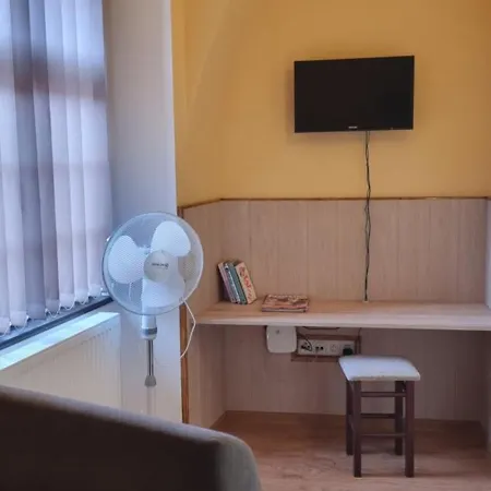 8 Otel Jaroměř
