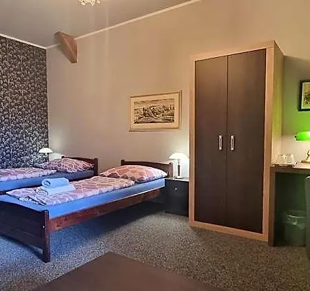 8 * Jaroměř